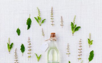 Jak utrzymać zapach perfum? Jak utrzymać zapach perfum?