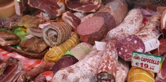 Jak jest po włosku Emilia?