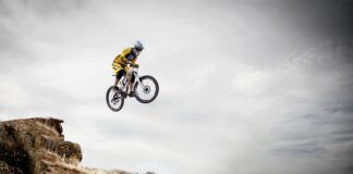 Co to jest jazda na wrotkach?